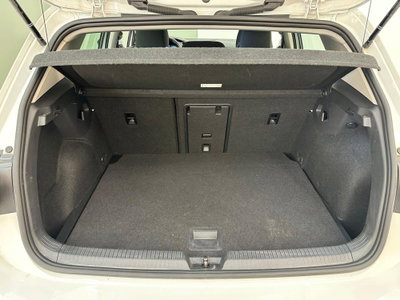 Volkswagen Golf 1.0 TSI EVO Life (6)