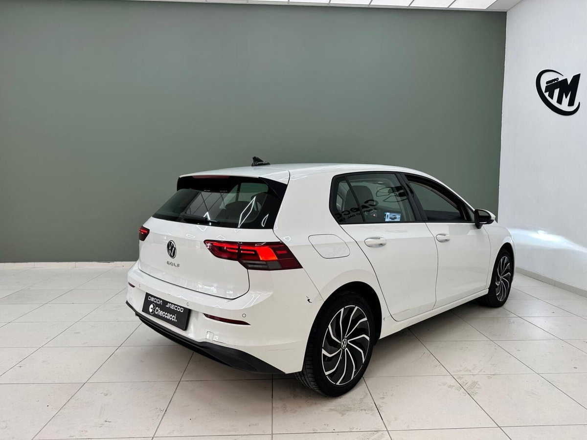 Volkswagen Golf 1.0 TSI EVO Life (7)