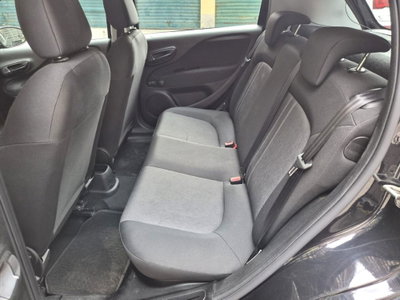 Fiat Punto 1.3 MJT II 75 CV 5 porte Street (18)