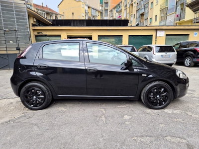 Fiat Punto 1.3 MJT II 75 CV 5 porte Street (8)
