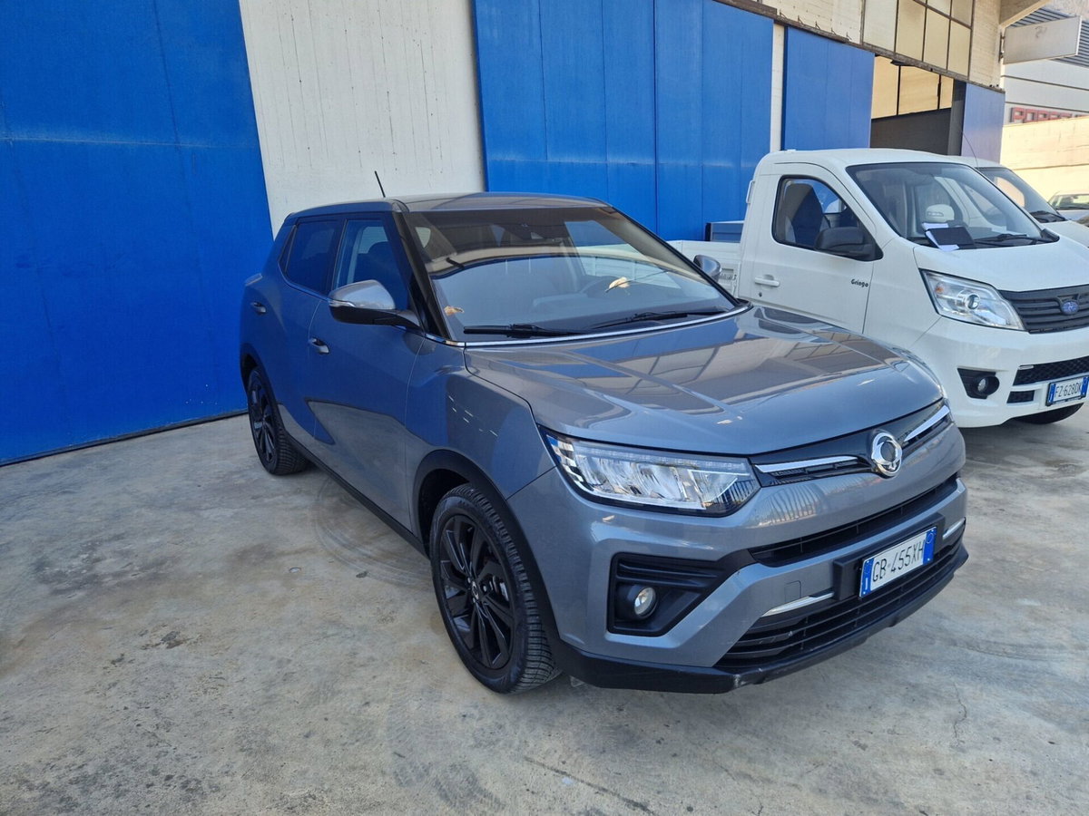 Ssangyong Tivoli 1.6 diesel 2WD Comfort aut. (3)