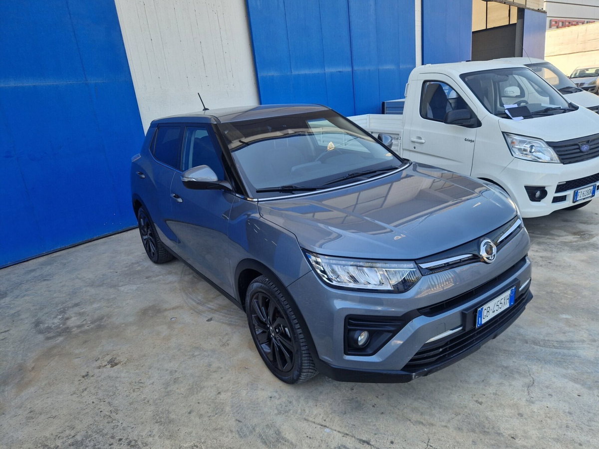 Ssangyong Tivoli 1.6 diesel 2WD Comfort aut. (4)