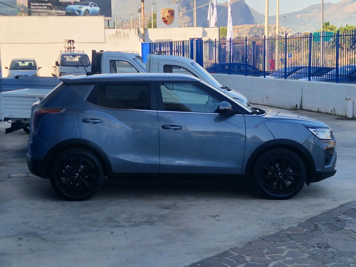 Ssangyong Tivoli 1.6 diesel 2WD Comfort aut. (6)