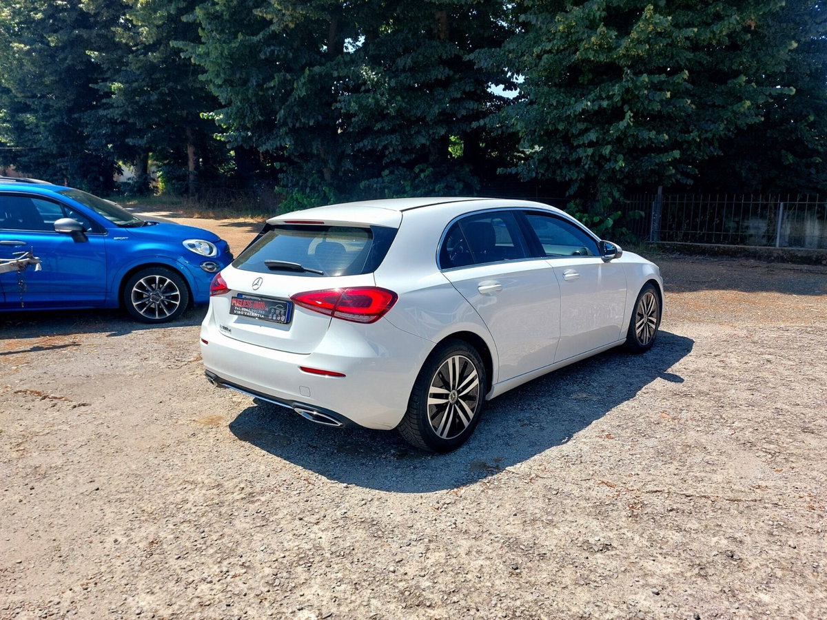 Mercedes-Benz Classe A 180 d Sport (2)