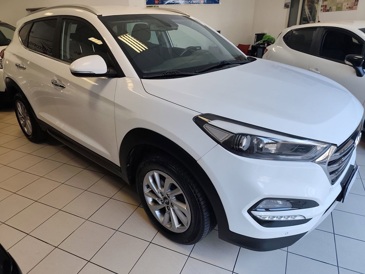 Hyundai Tucson 1.7 CRDi DCT XPossible (10)
