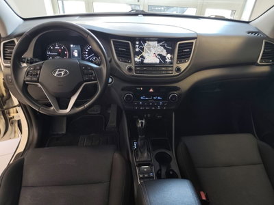 Hyundai Tucson 1.7 CRDi DCT XPossible (4)