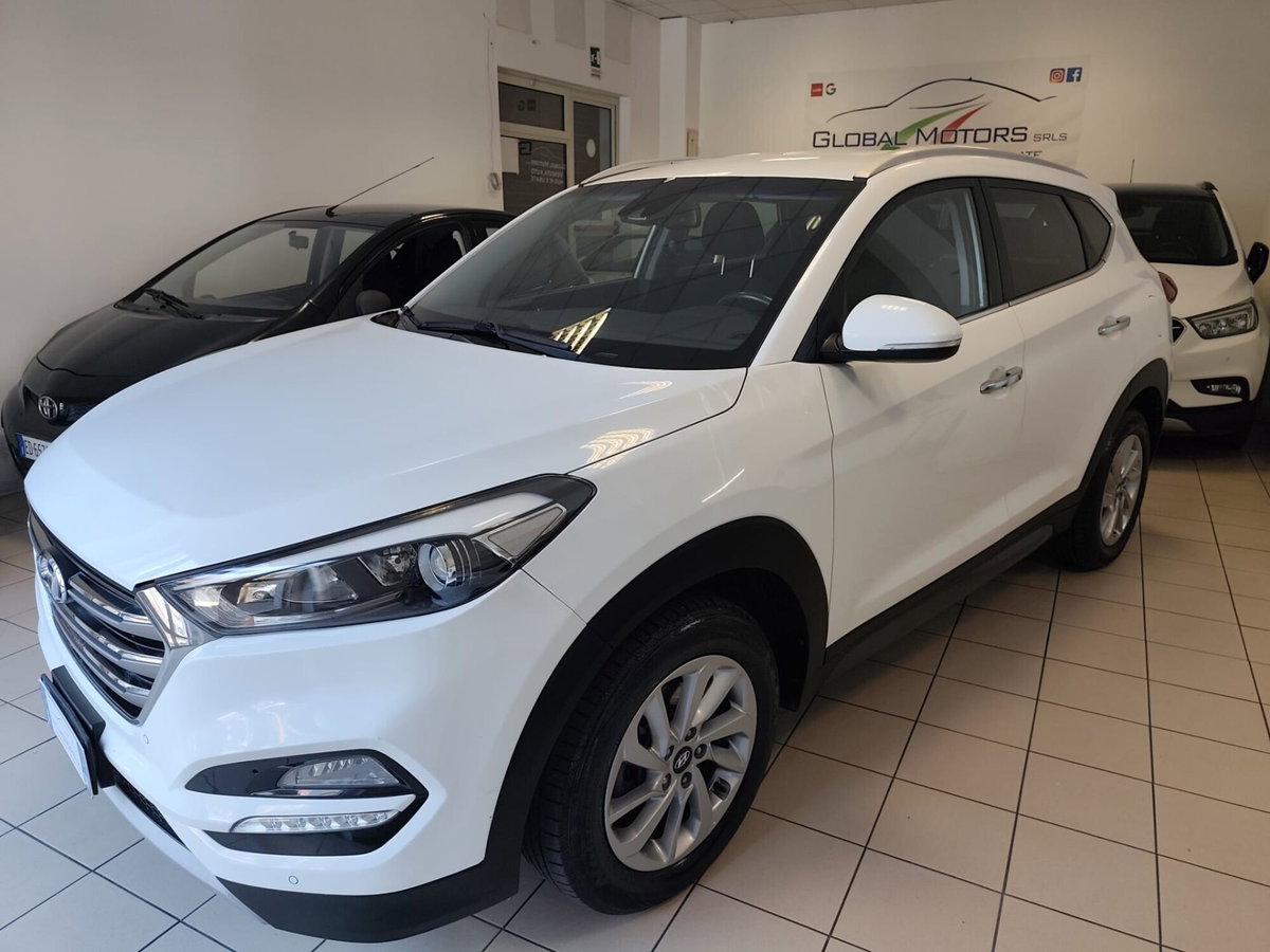 Hyundai Tucson 1.7 CRDi DCT XPossible (9)