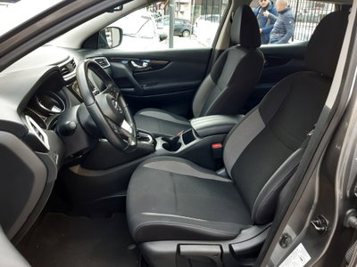Nissan Qashqai 1.5 dCi 115 CV DCT Business (10)