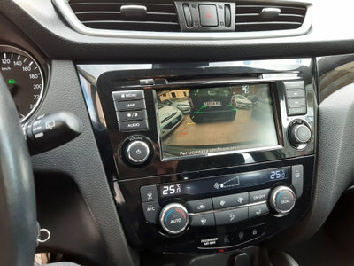 Nissan Qashqai 1.5 dCi 115 CV DCT Business (8)