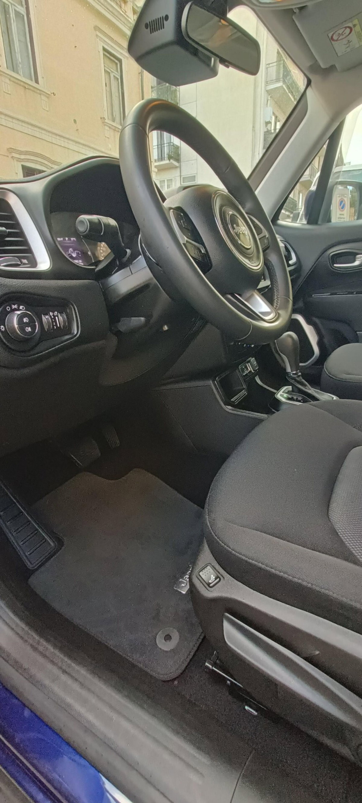 Jeep Renegade 1.6 Mjt 120 CV Longitude (14)