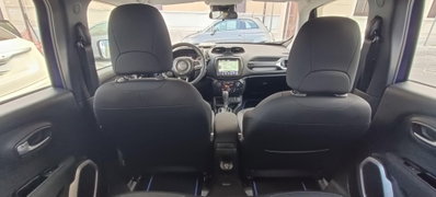Jeep Renegade 1.6 Mjt 120 CV Longitude (16)