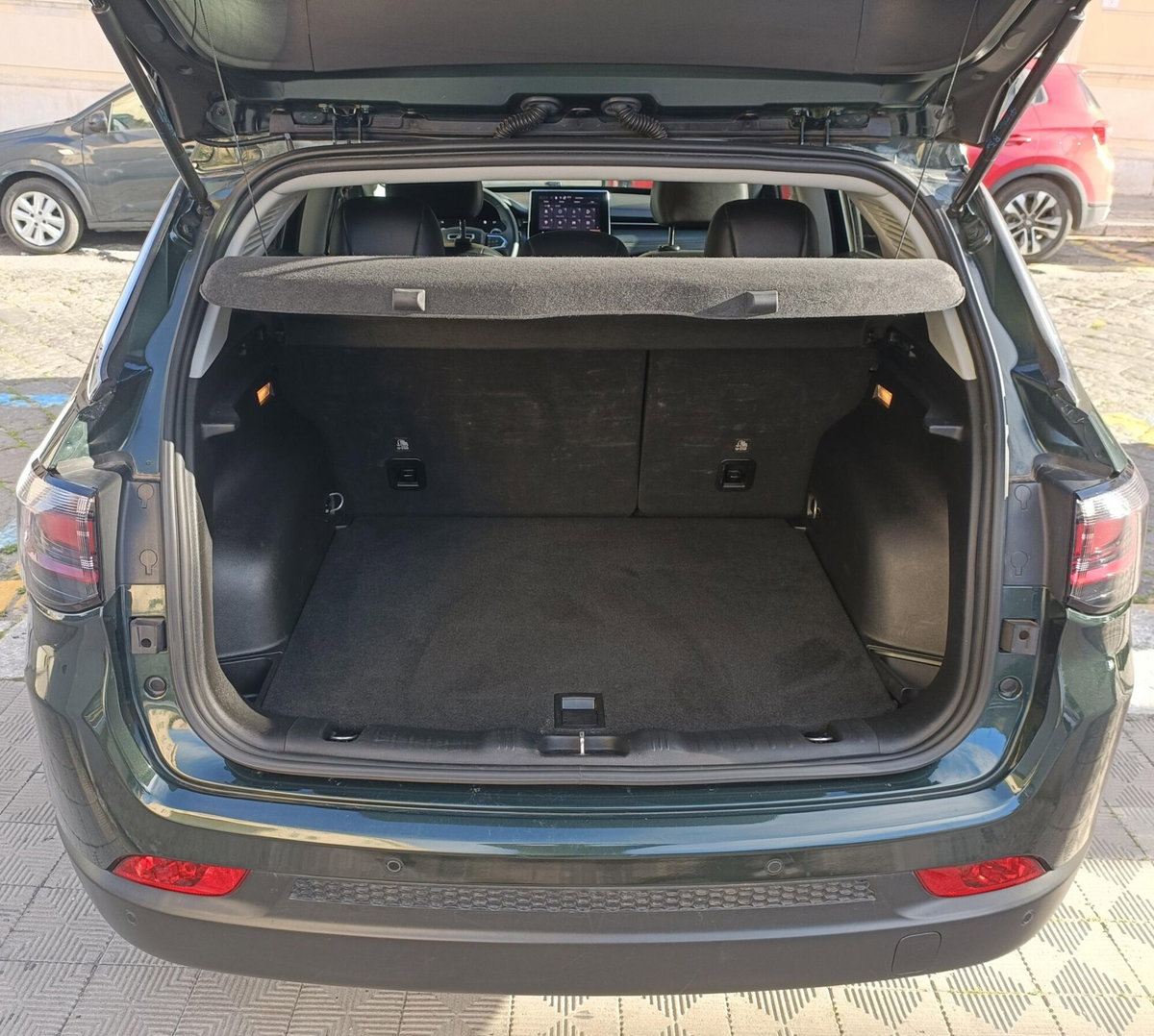 Jeep Compass 1.6 Multijet II 2WD Limited (8)