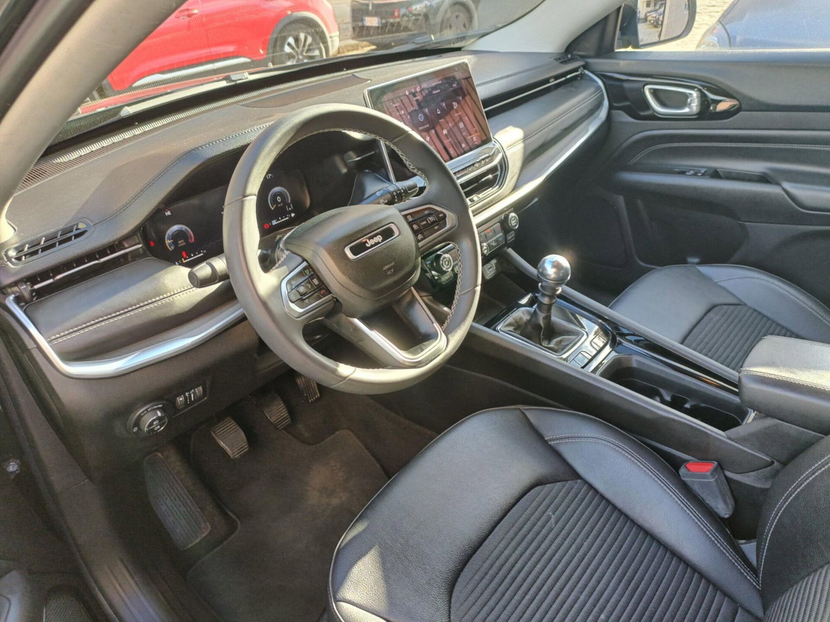 Jeep Compass 1.6 Multijet II 2WD Limited (9)