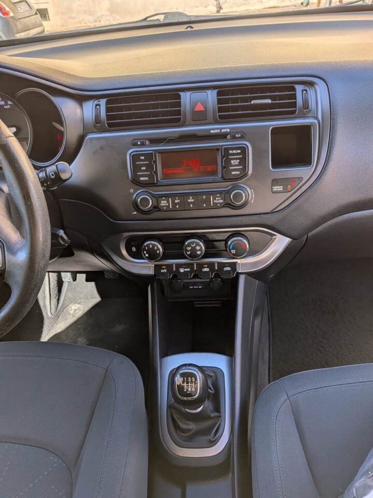 Kia Rio 1.4 CRDi WGT 5p. EX PLUS (10)