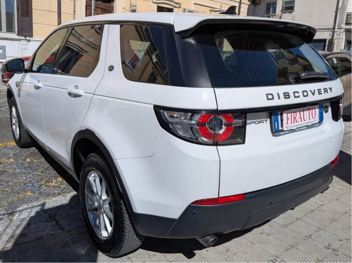 Land Rover Discovery Sport 2.0 TD4 150 CV HSE Luxury (4)