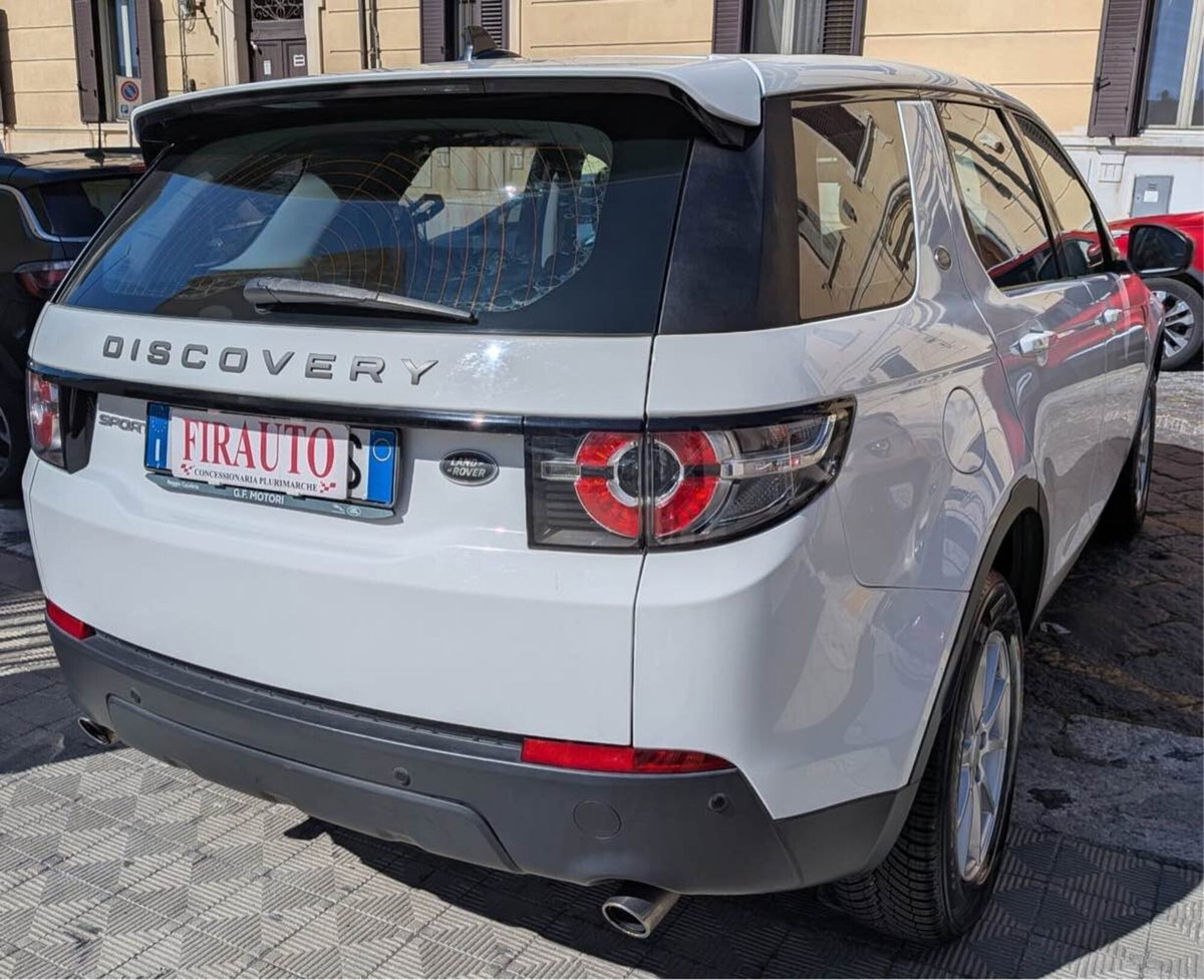 Land Rover Discovery Sport 2.0 TD4 150 CV HSE Luxury (6)
