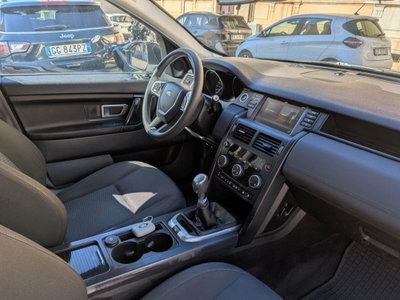 Land Rover Discovery Sport 2.0 TD4 150 CV HSE Luxury (9)