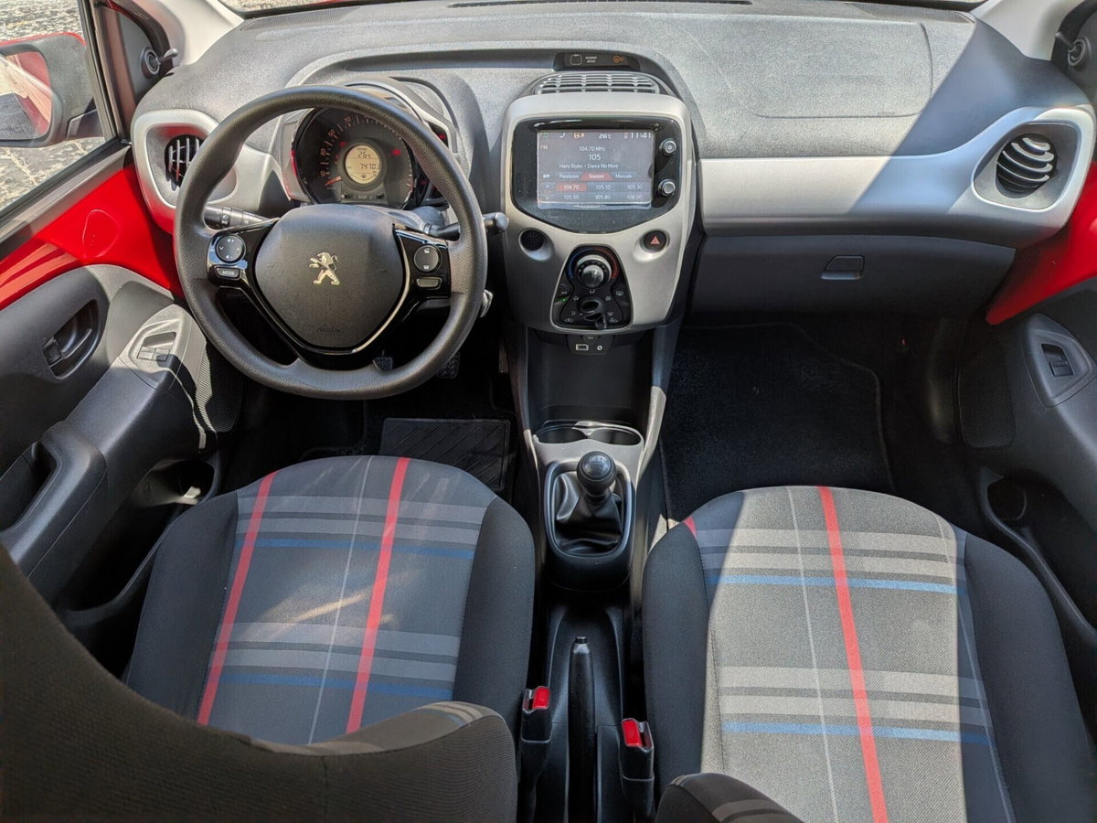 Peugeot 108 68 5 porte Allure (8)
