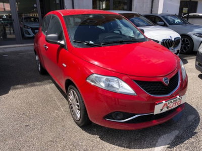 Lancia Ypsilon 1.2 69 CV 5 porte Silver (4)