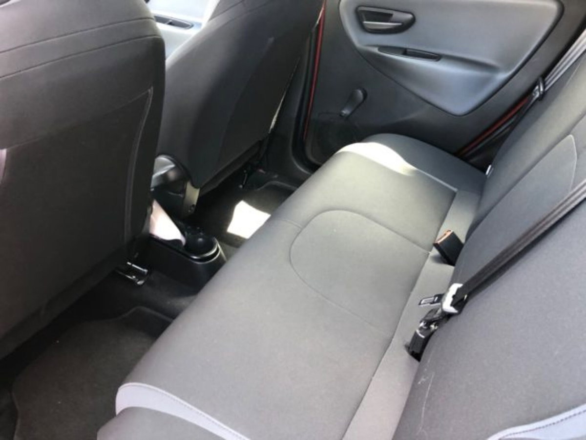 Lancia Ypsilon 1.2 69 CV 5 porte Silver (7)