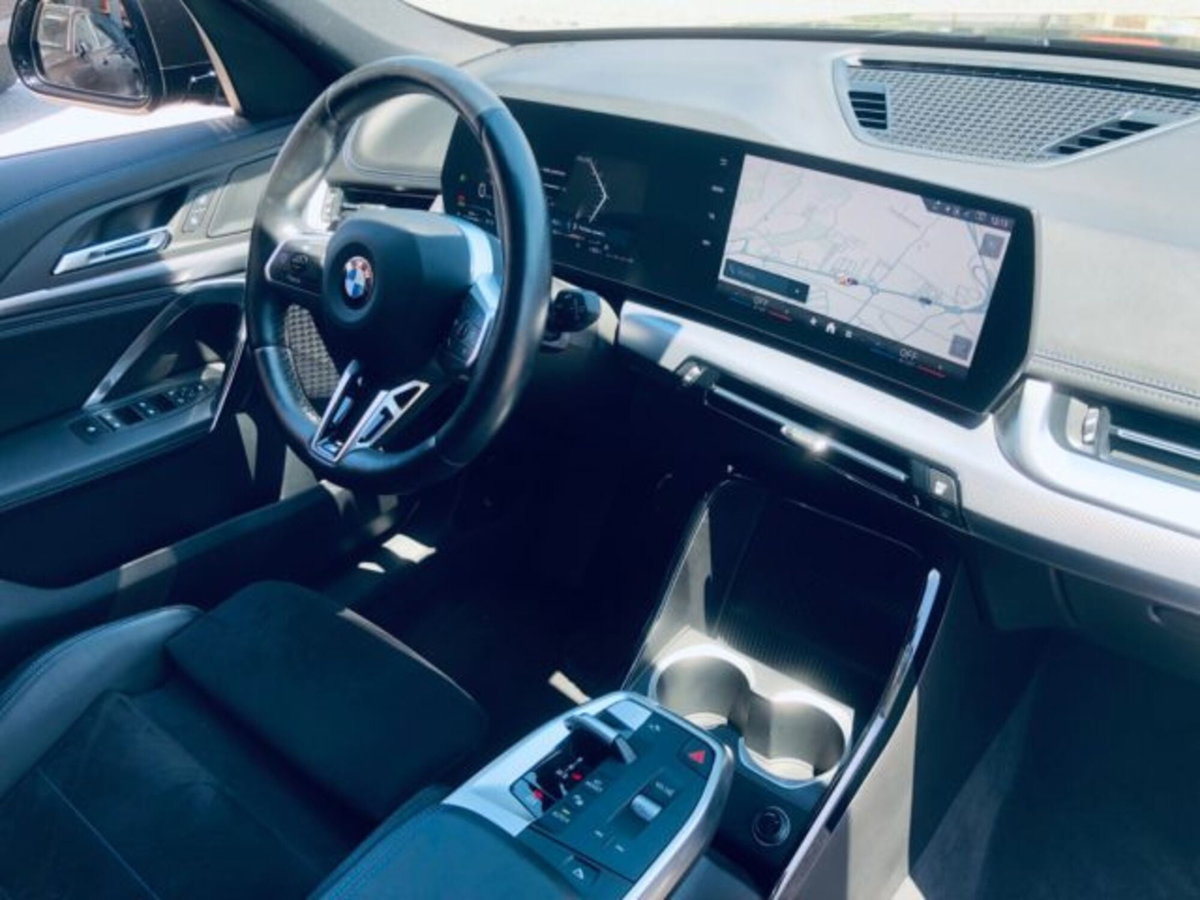 BMW X1 sDrive 18i Msport (6)