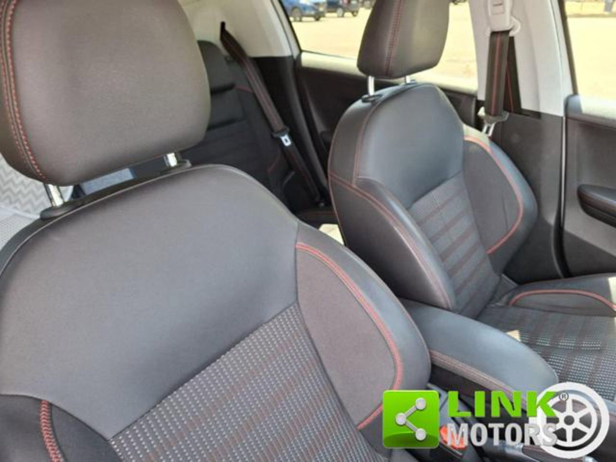 Peugeot 208 120 S&S 5 porte GT Line (14)