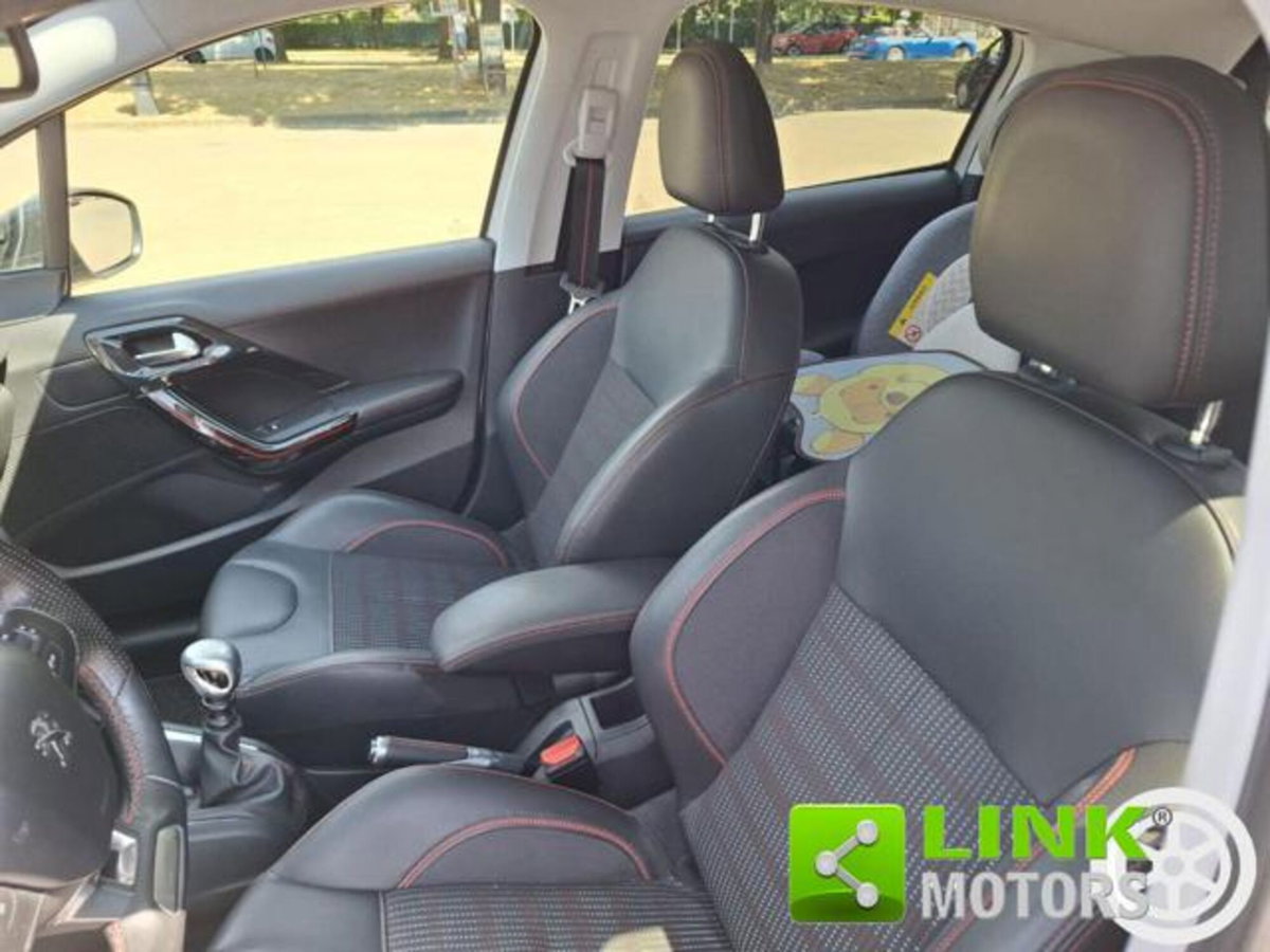 Peugeot 208 120 S&S 5 porte GT Line (20)