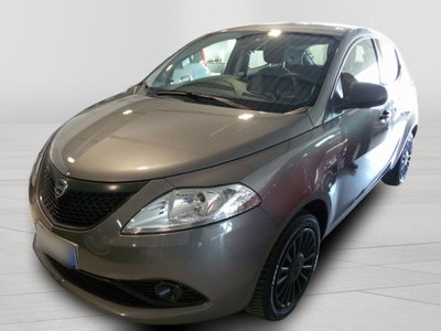 Lancia Ypsilon 1.2 69 CV 5 porte Elefantino Blu (2)