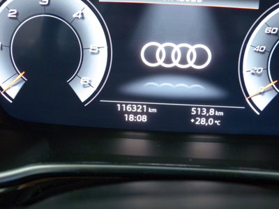 Audi Q3 Sportback 35 TDI quattro S tronic S line edition (8)
