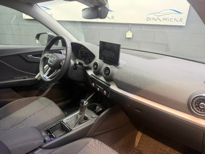 Audi Q2 Q2 40 TFSI quattro S tronic Identity Black (10)