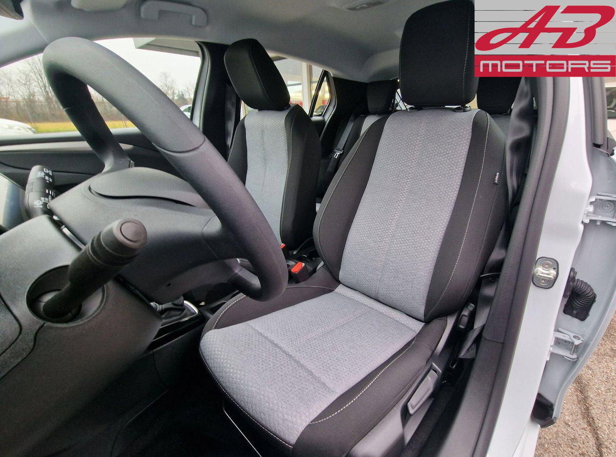Opel Corsa 1.2 Yes s&s 100cv (11)