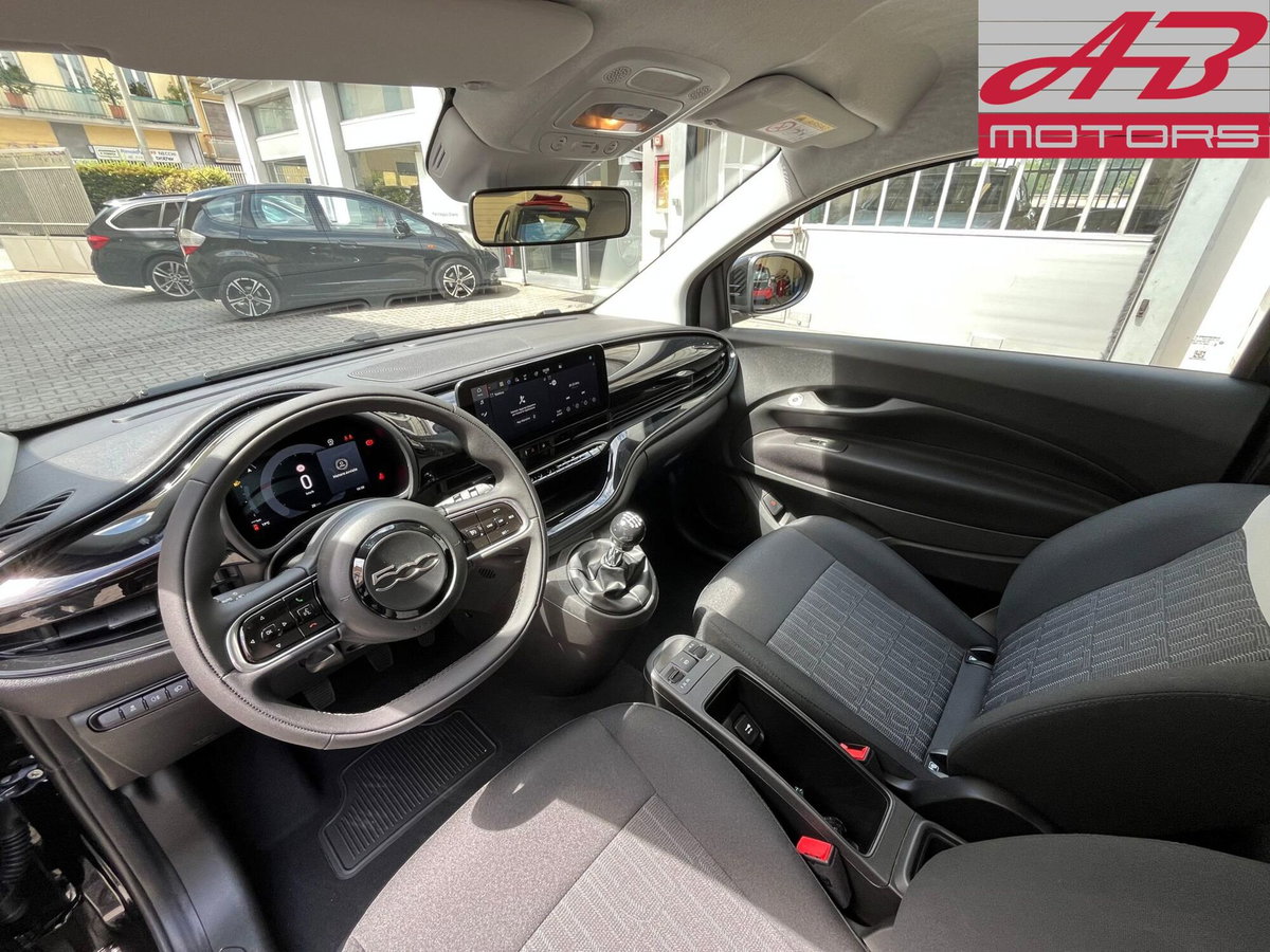 Fiat 500 1.0 hybrid Icon (9)