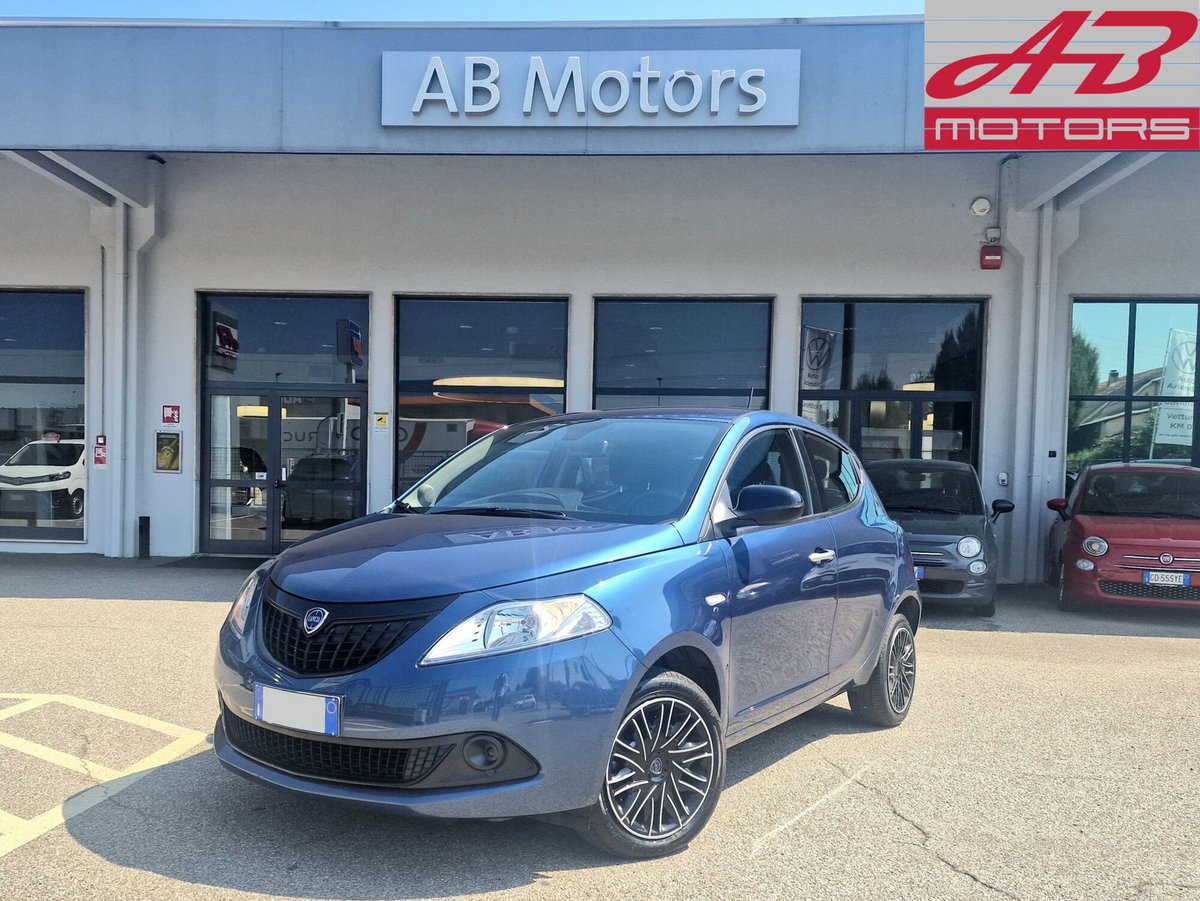 Lancia Ypsilon 1.0 FireFly 5 porte S&S Hybrid Ecochic Gold