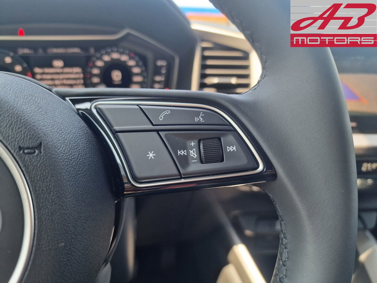 Audi A1 Sportback 30 TFSI S line edition (18)