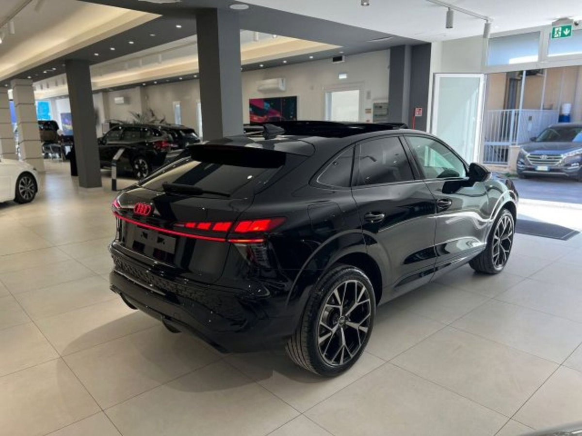 Audi Q3 Sportback 35 TDI quattro S tronic S line edition (5)