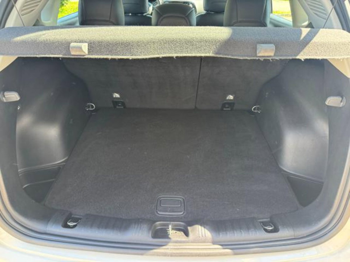 Jeep Compass 1.6 Multijet II 2WD Night Eagle (16)