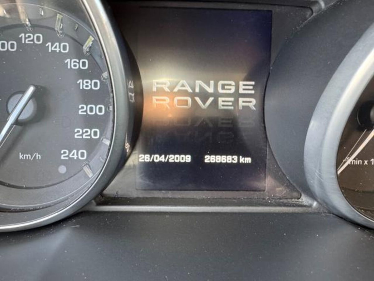 Land Rover Range Rover Evoque 2.2 Sd4 Coupé Pure (13)