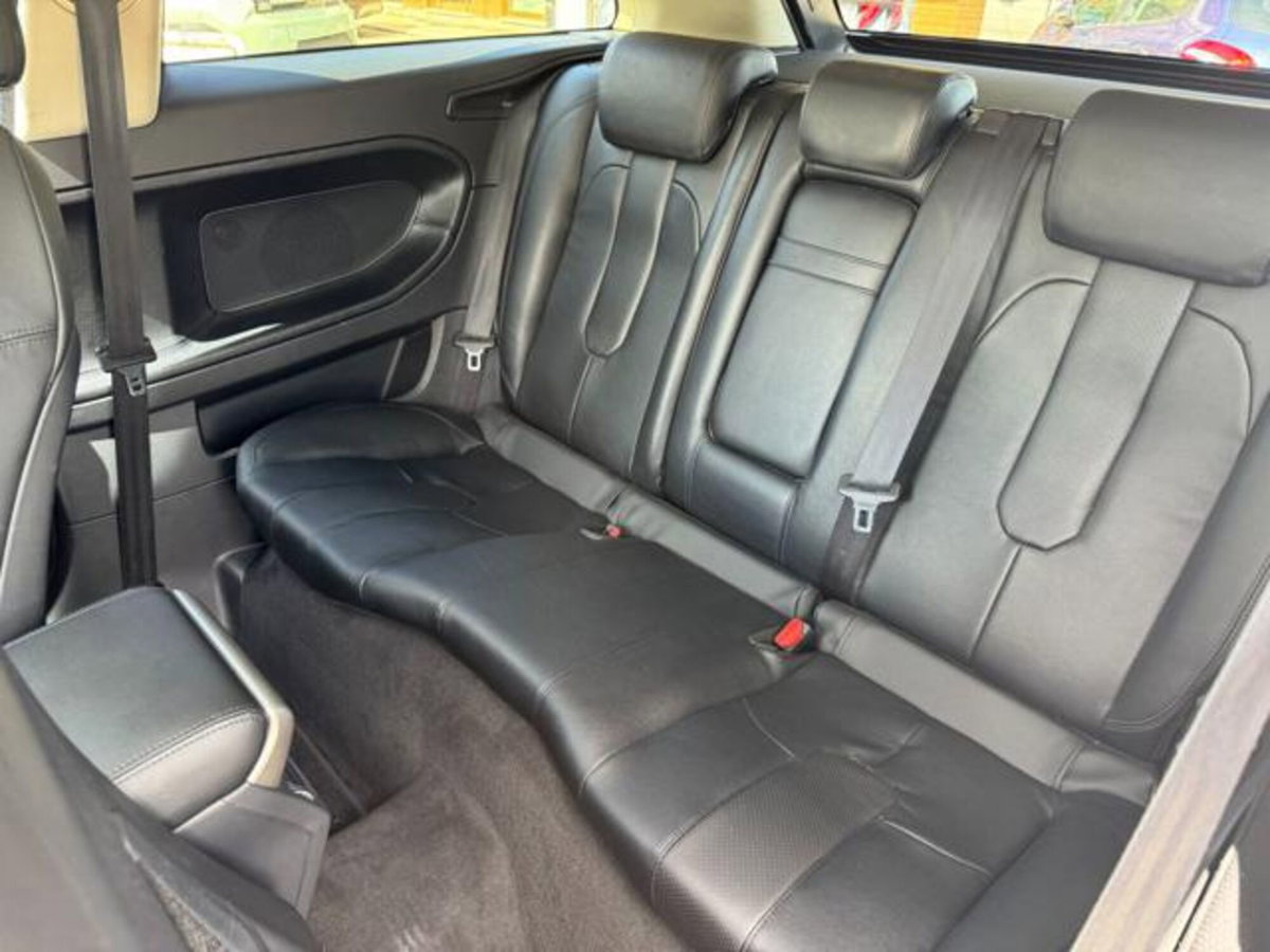 Land Rover Range Rover Evoque 2.2 Sd4 Coupé Pure (14)