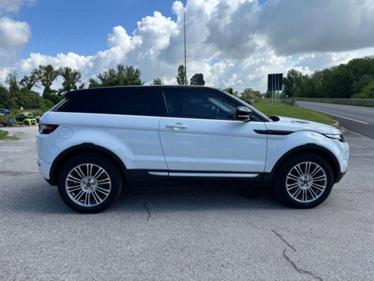Land Rover Range Rover Evoque 2.2 Sd4 Coupé Pure (7)