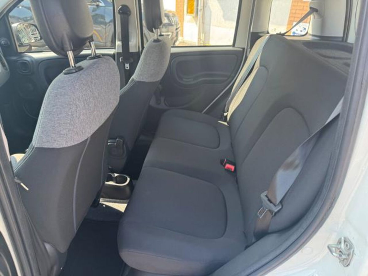 Fiat Panda 1.0 firefly hybrid s&s 70cv 5p.ti (14)