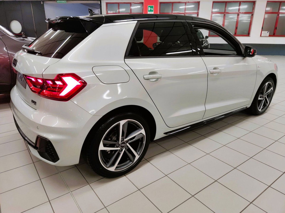 Audi A1 Sportback 30 TFSI S tronic Advanced (4)