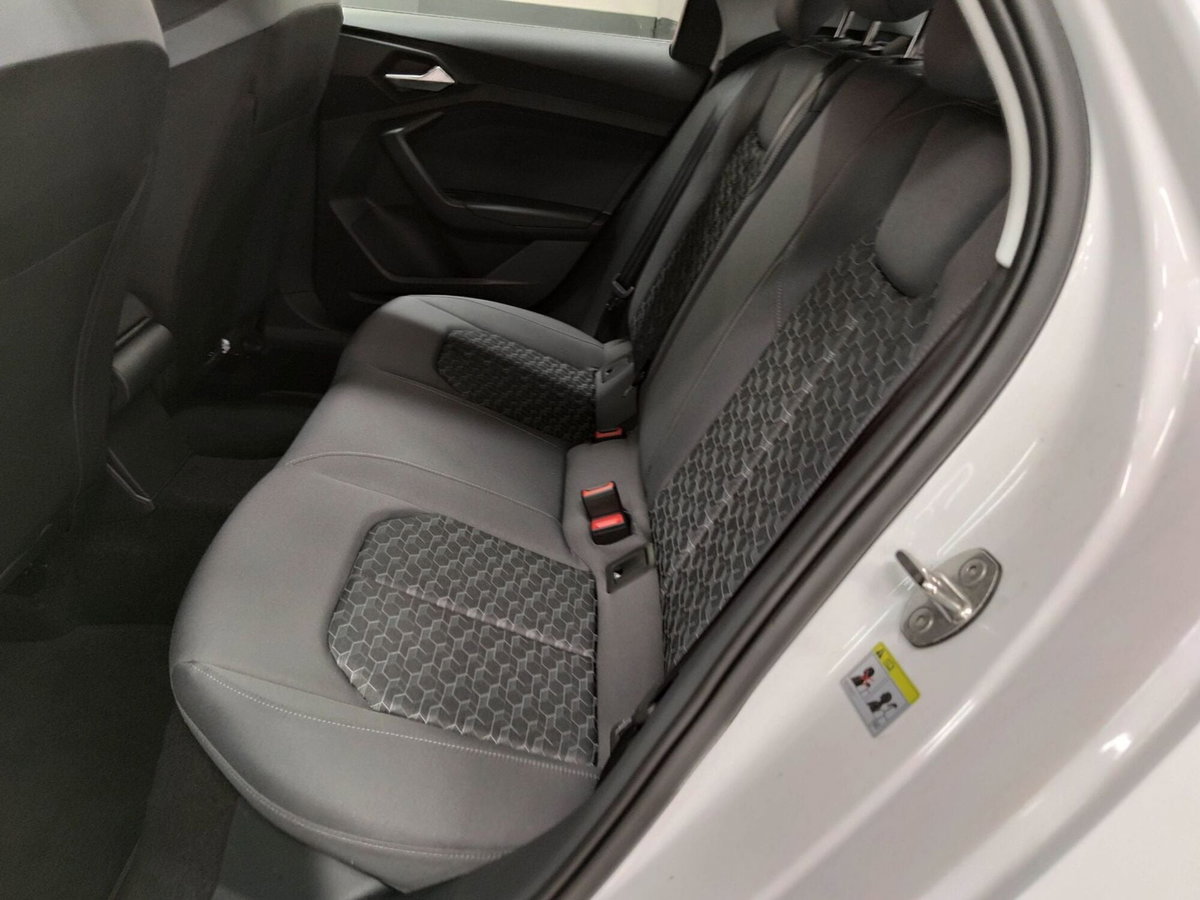 Audi A1 Sportback 30 TFSI S tronic Advanced (14)