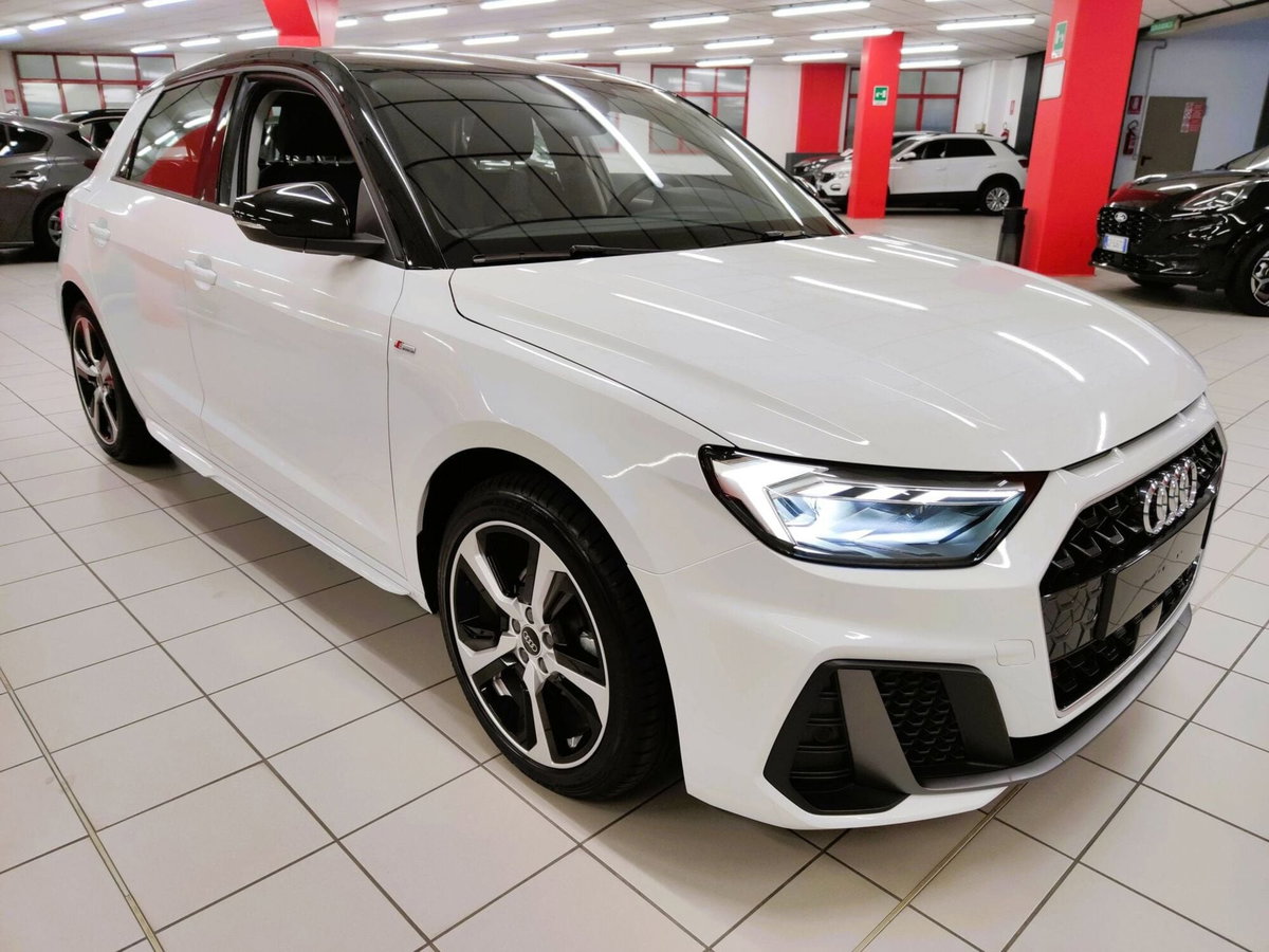 Audi A1 Sportback 30 TFSI S tronic Advanced (3)