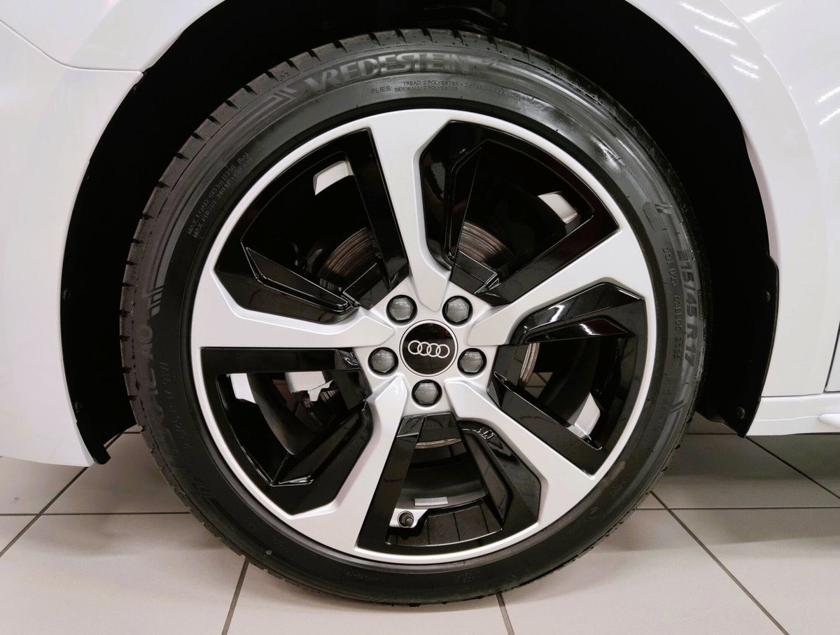Audi A1 Sportback 30 TFSI S tronic Advanced (9)