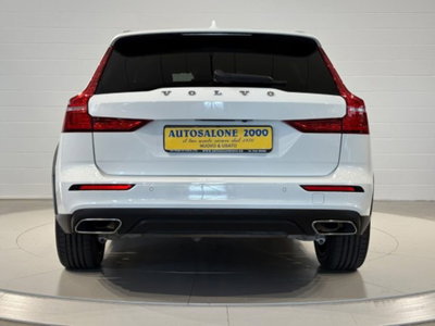 Volvo V60 Cross Country D4 AWD Geartronic Pro (4)