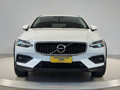 Volvo V60 Cross Country D4 AWD Geartronic Pro (8)