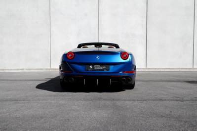 Ferrari California Spider California T DCT (5)