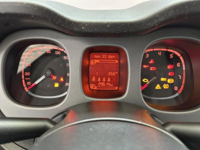Fiat Panda 1.0 FireFly S&S Hybrid City Cross (11)