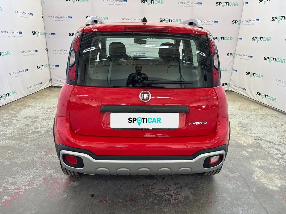 Fiat Panda 1.0 FireFly S&S Hybrid City Cross (4)