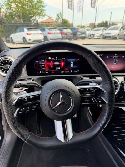 Mercedes-Benz Classe A 180 d AMG Line Premium Plus auto (10)